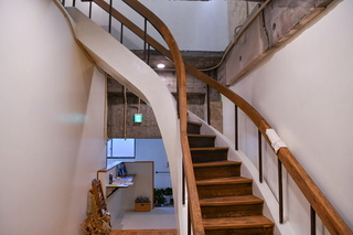 14guesthouse_beergarden03.jpg