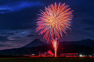 fujinatsuhanabi2024c.jpg
