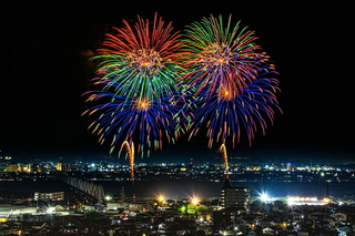fujinatsuhanabi2024l.jpg
