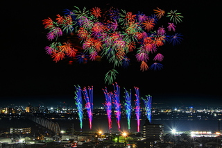 fujinatsuhanabi2024o.jpg
