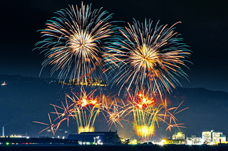 fujinatsuhanabi2024r.jpg