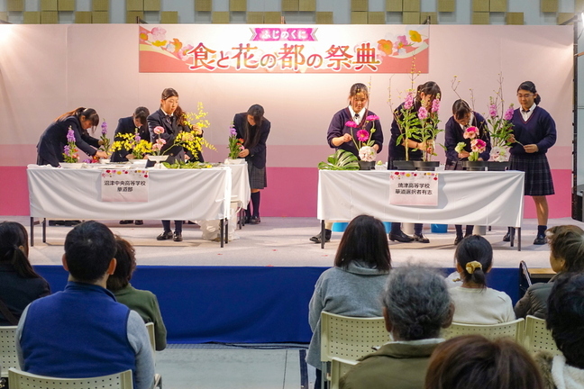 hanatoshokufes2019a.jpg