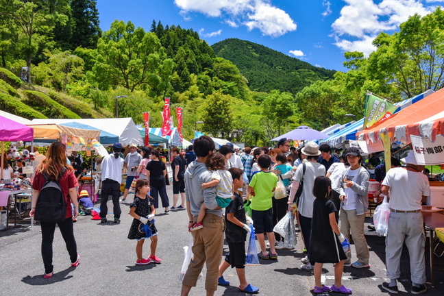 inakofes2019a.jpg