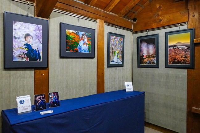 nextagephoto02.jpg