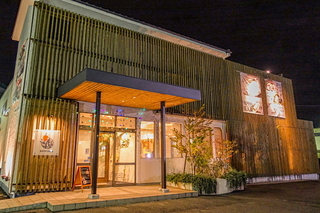 radiof2d_colmenu07.jpg