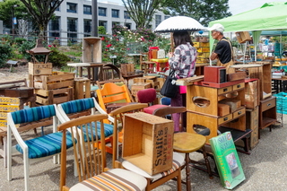 retromarket07.jpg