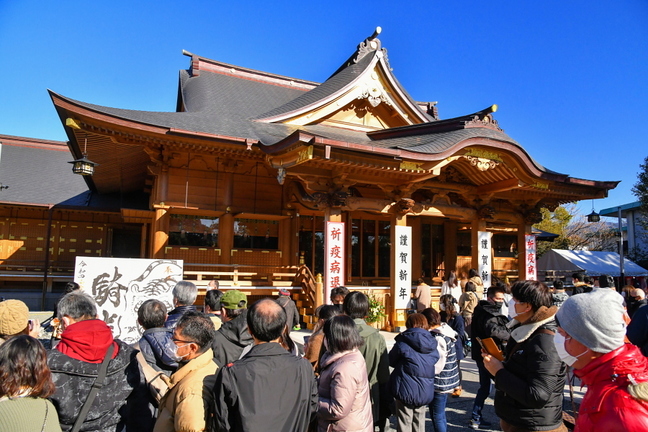 sengen_hatsumoude2022m.jpg