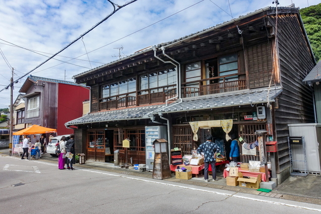 toitamarket202210a.jpg