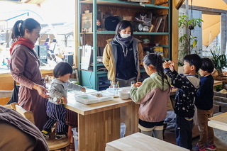 tsukitohikaritonami06.jpg