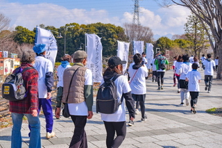 whiteribbonrun07.jpg